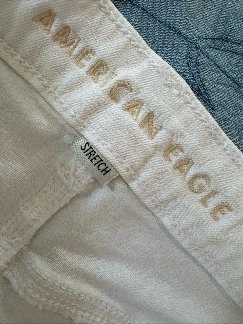 American Eagle Low-rise Baggy Short Women’s size 10